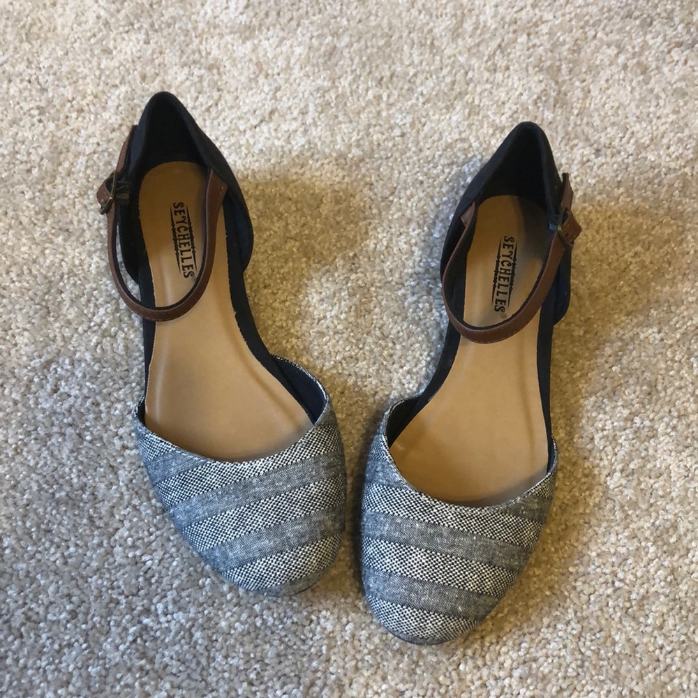 Seychelles Flats with Little Wedge Heel